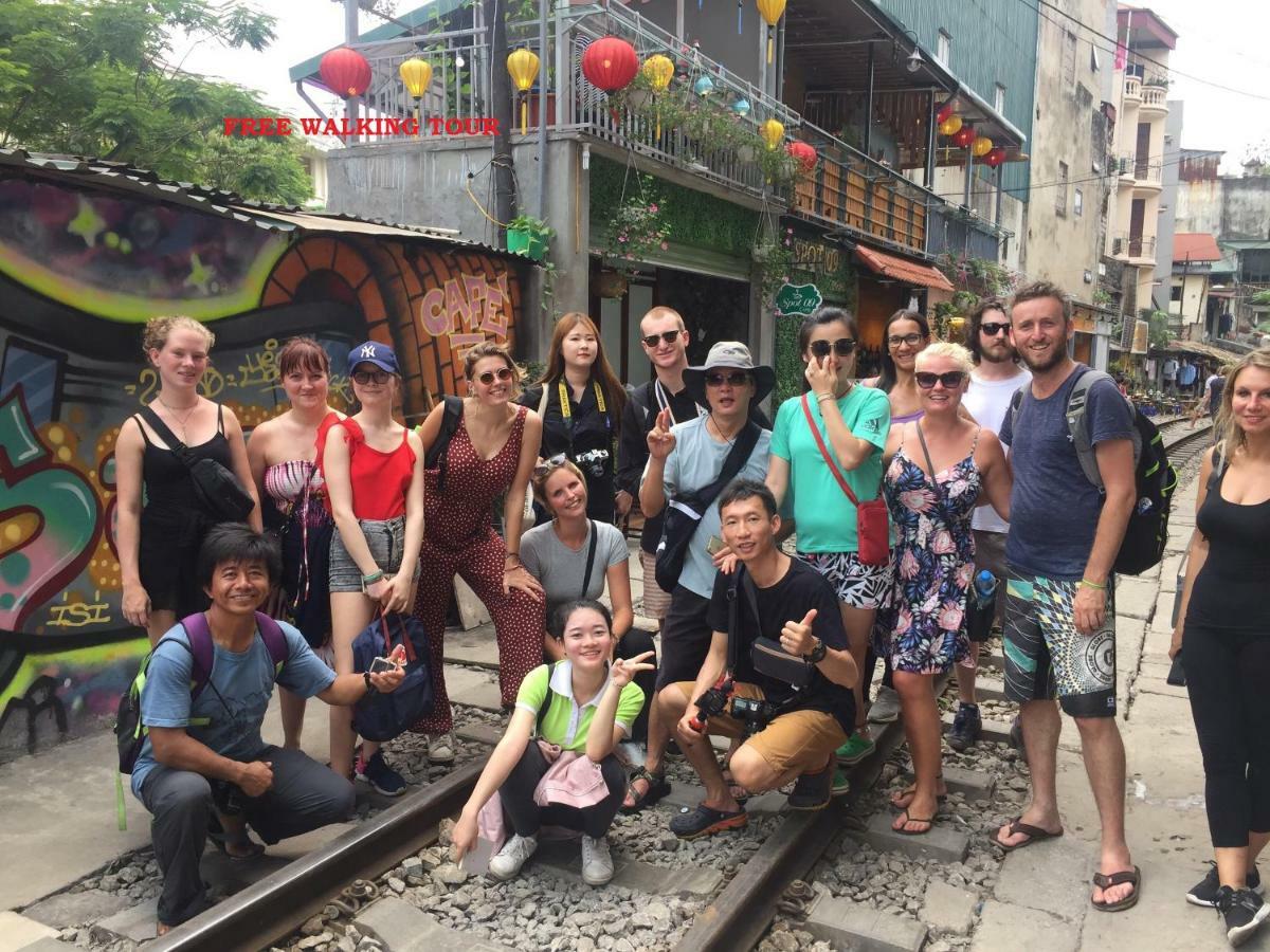 Hanoi Centre Hostel Exterior photo